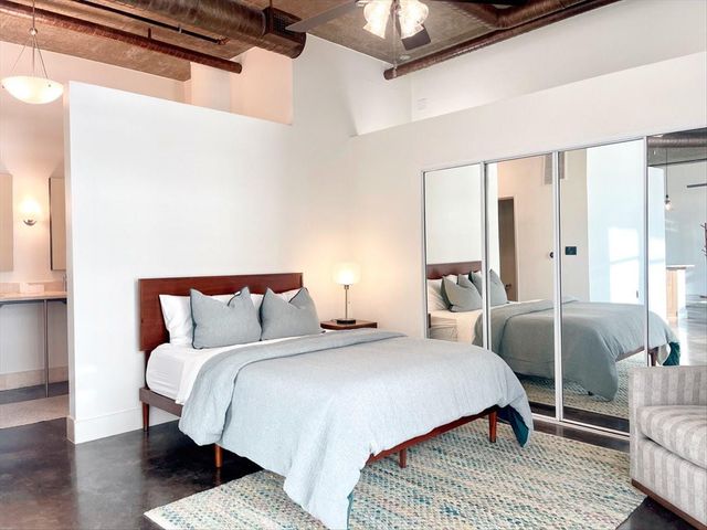 311 W 5th ST 806, Austin, TX 78701