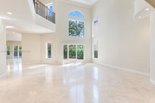 19471 NE 14th Ct ., Miami, FL 33179