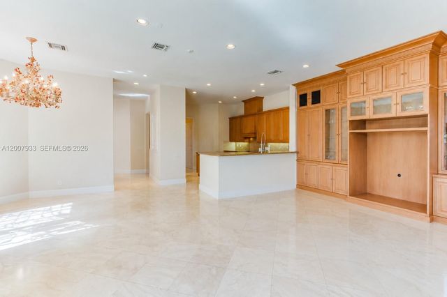 19471 NE 14th Ct ., Miami, FL 33179
