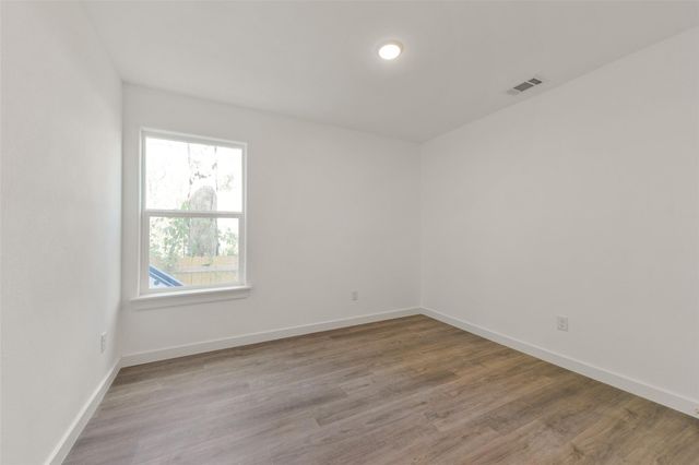 8713 Southwark Street B, Houston, TX 77028