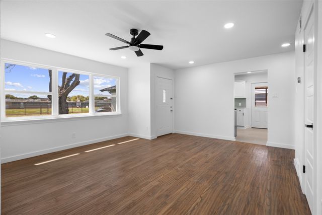 2245 Highwood Drive, Dallas, TX 75228