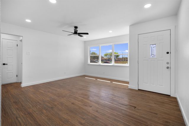 2245 Highwood Drive, Dallas, TX 75228