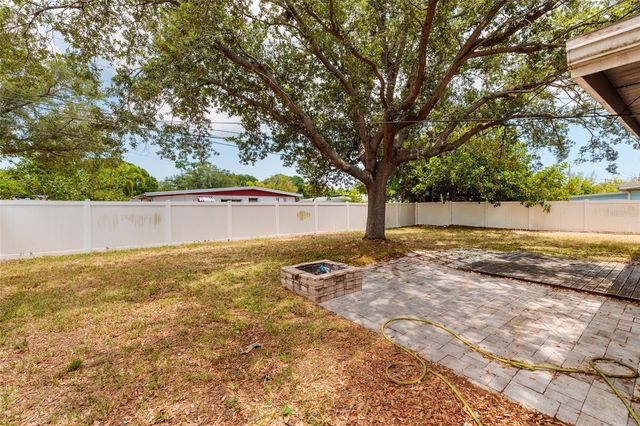 5601 CEDAR STREET NE, St Petersburg, FL 33703