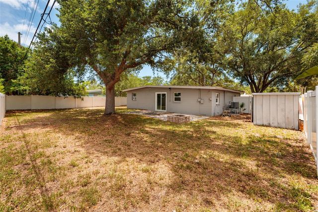 5601 CEDAR STREET NE, St Petersburg, FL 33703