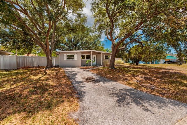 5601 CEDAR STREET NE, St Petersburg, FL 33703