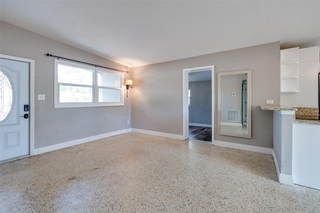 5601 CEDAR STREET NE, St Petersburg, FL 33703