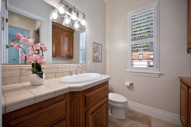 8230 Birch Meadow Ct, Granite Bay, CA 95746