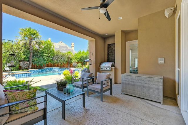 8230 Birch Meadow Ct, Granite Bay, CA 95746