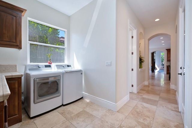 8230 Birch Meadow Ct, Granite Bay, CA 95746