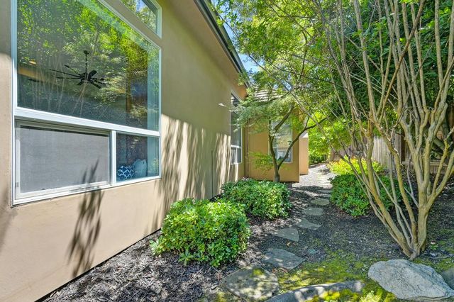 8230 Birch Meadow Ct, Granite Bay, CA 95746