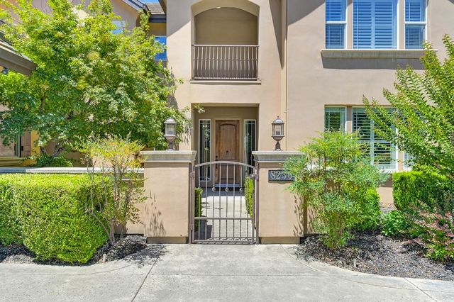 8230 Birch Meadow Ct, Granite Bay, CA 95746