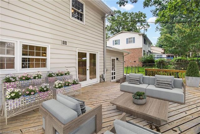 2913 Shady Lawn Drive, Greensboro, NC 27408