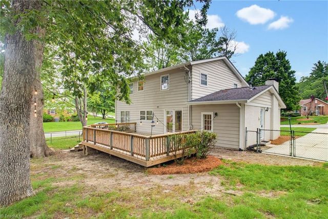 2913 Shady Lawn Drive, Greensboro, NC 27408