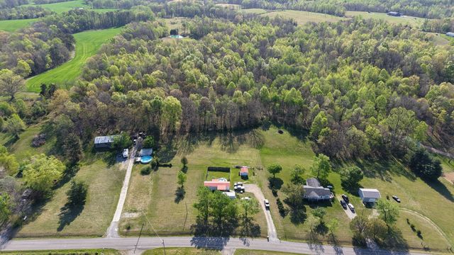 2634 Pleasant Grove Rd, Westmoreland, TN 37186
