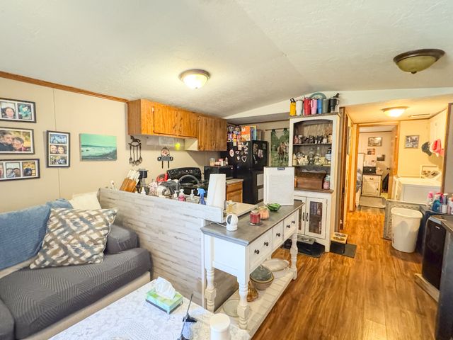 2634 Pleasant Grove Rd, Westmoreland, TN 37186
