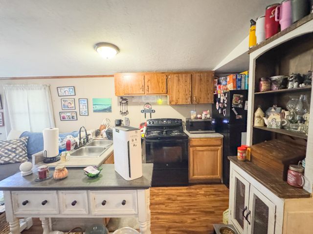 2634 Pleasant Grove Rd, Westmoreland, TN 37186