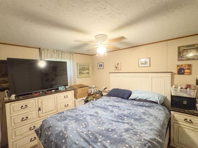 2634 Pleasant Grove Rd, Westmoreland, TN 37186