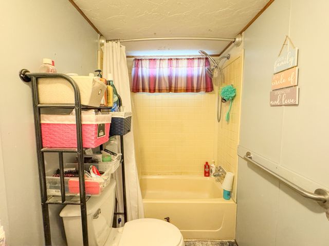 2634 Pleasant Grove Rd, Westmoreland, TN 37186