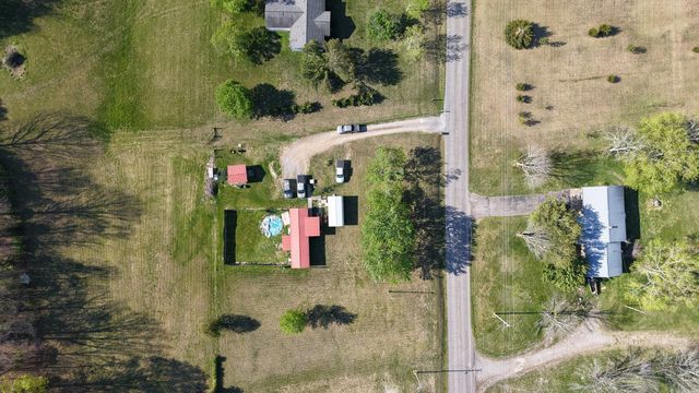 2634 Pleasant Grove Rd, Westmoreland, TN 37186