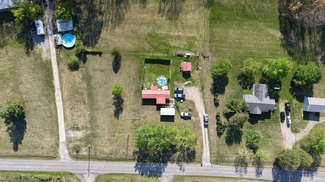 2634 Pleasant Grove Rd, Westmoreland, TN 37186
