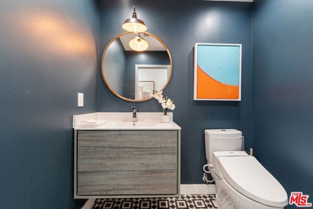 26255 Hatmor Drive, Calabasas, CA 91302