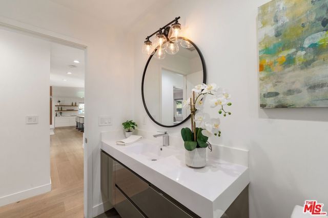 26255 Hatmor Drive, Calabasas, CA 91302