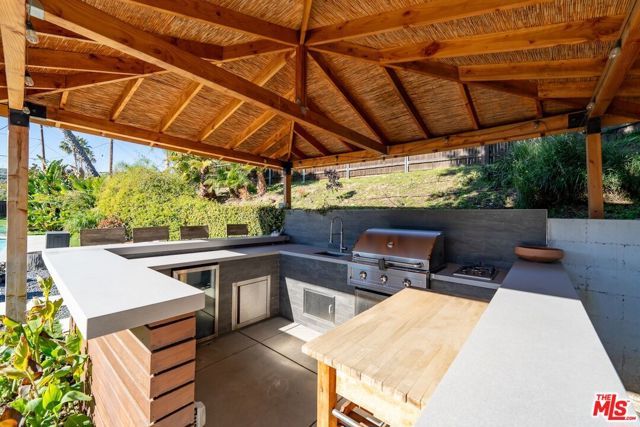 26255 Hatmor Drive, Calabasas, CA 91302