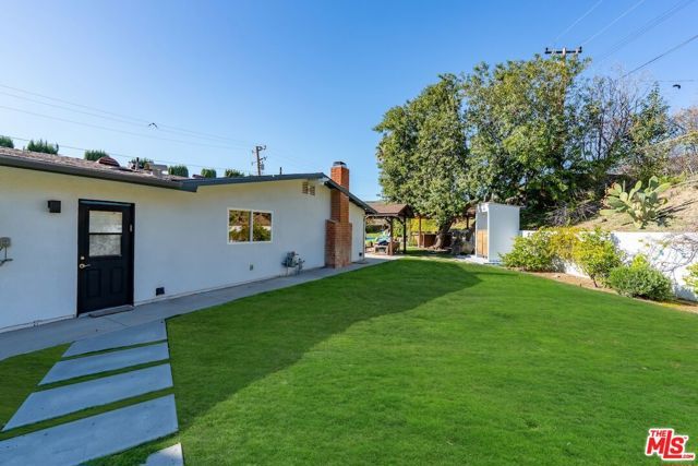 26255 Hatmor Drive, Calabasas, CA 91302