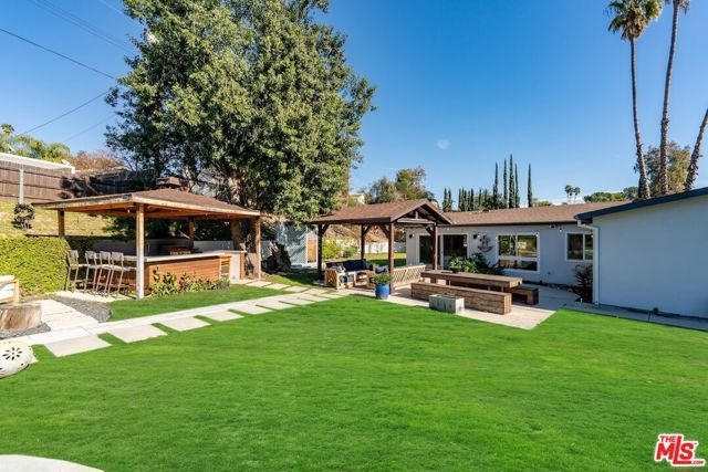 26255 Hatmor Drive, Calabasas, CA 91302