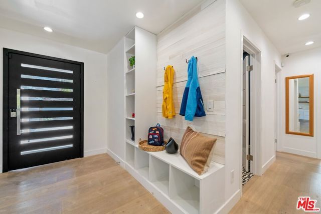 26255 Hatmor Drive, Calabasas, CA 91302