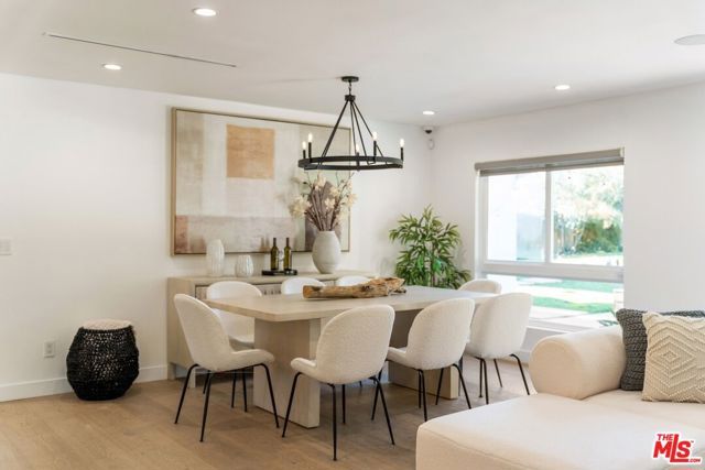 26255 Hatmor Drive, Calabasas, CA 91302