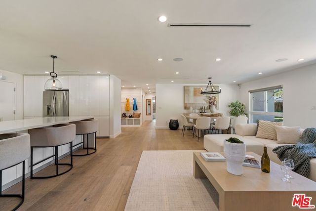 26255 Hatmor Drive, Calabasas, CA 91302