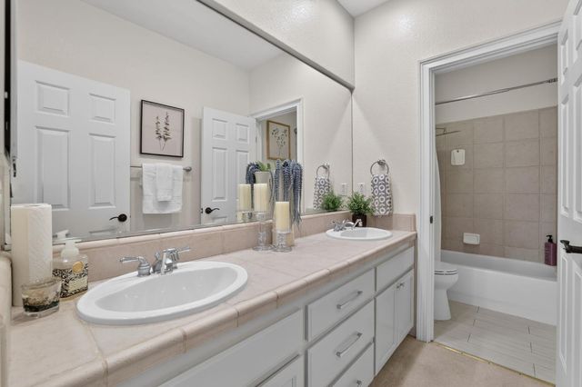 1606 Daunting Dr, El Dorado Hills, CA 95762