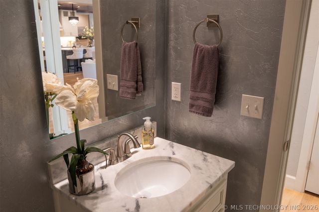 3611 E 115th Place S, Tulsa, OK 74137