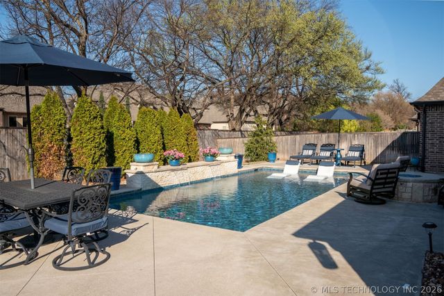 3611 E 115th Place S, Tulsa, OK 74137