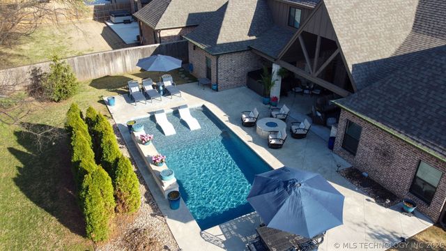 3611 E 115th Place S, Tulsa, OK 74137