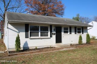 226 Flamingo Dr, Louisville, KY 40218