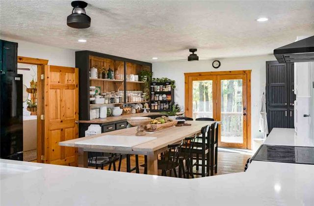 13915 Farm Road 1115, Cassville, MO 65625