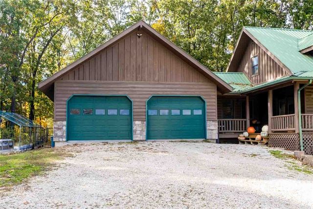 13915 Farm Road 1115, Cassville, MO 65625