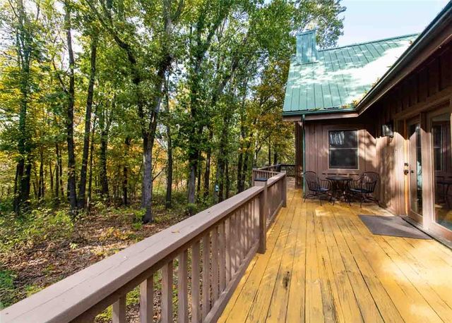 13915 Farm Road 1115, Cassville, MO 65625