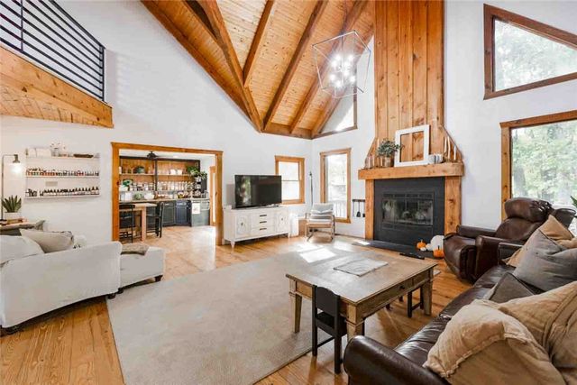 13915 Farm Road 1115, Cassville, MO 65625