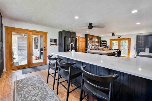 13915 Farm Road 1115, Cassville, MO 65625