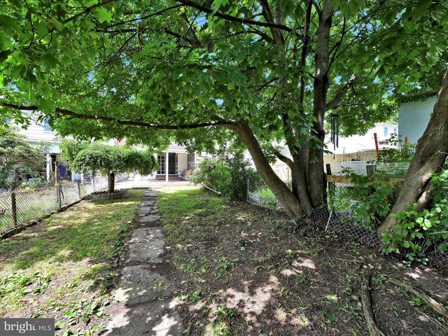 35 S CENTER ST, Frackville, PA 17931