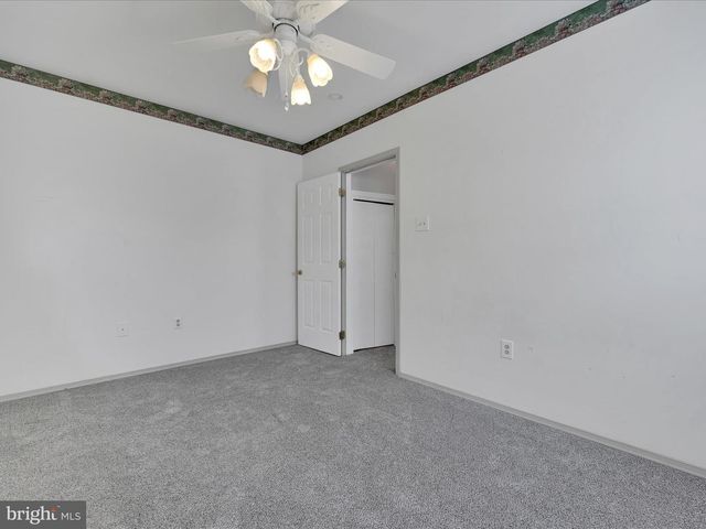 35 S CENTER ST, Frackville, PA 17931