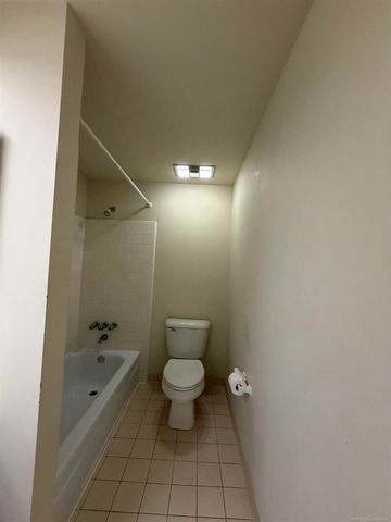 29852 City Center Drive 3, Warren, MI 48093
