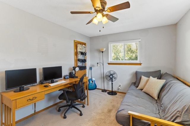 106 Southern Oaks Drive, Lake Jackson, TX 77566