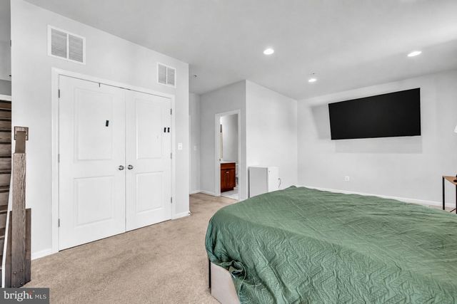 108 ARROWHEAD DR, Millersville, MD 21108