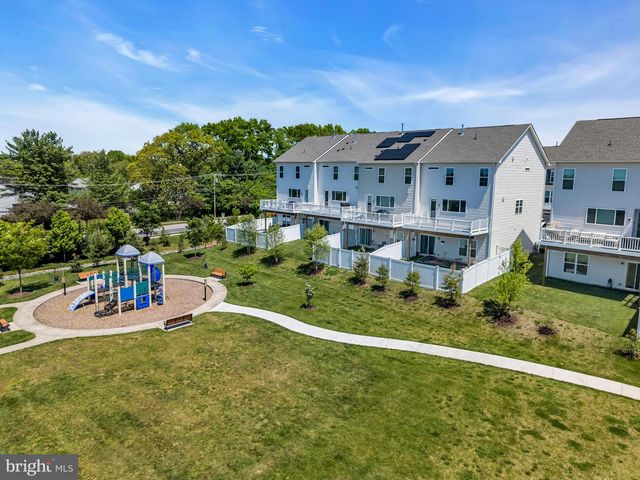 108 ARROWHEAD DR, Millersville, MD 21108