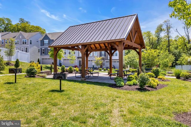 108 ARROWHEAD DR, Millersville, MD 21108