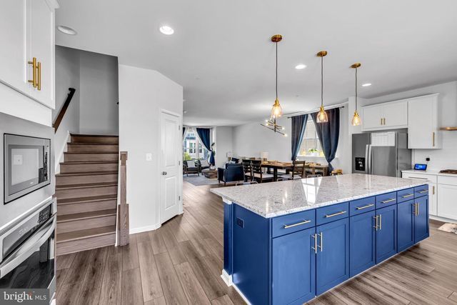 108 ARROWHEAD DR, Millersville, MD 21108